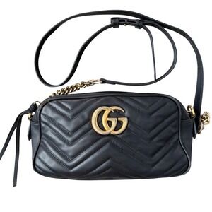 Gucci GG Marmont Matelassé Camera Bag Black Leather Gold Logo Crossbody